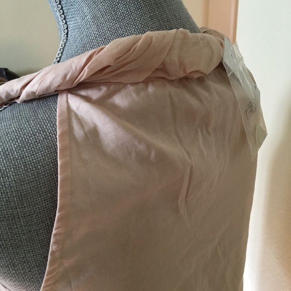 New - LOFT top - Picture 3 of 4